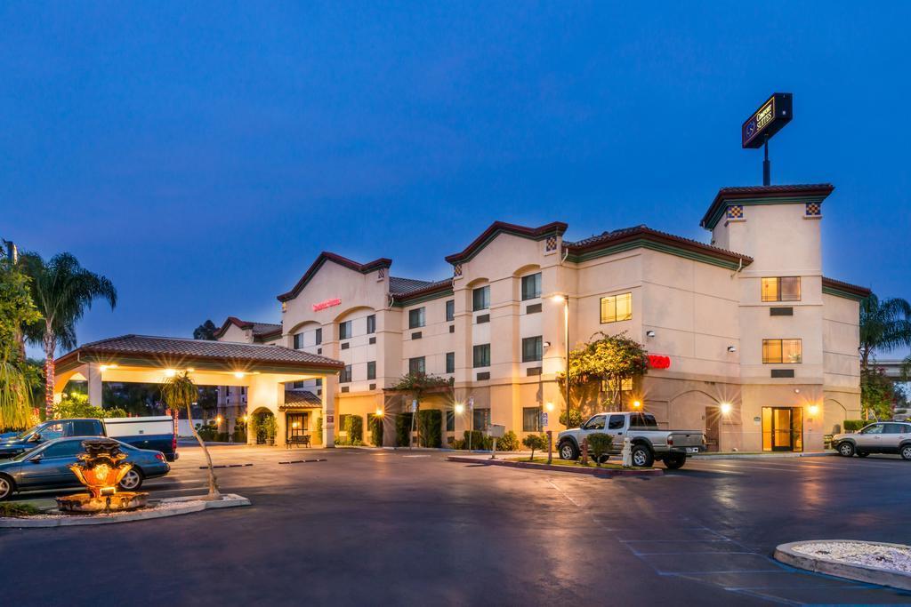 Citrus Suites Redlands Loma Linda Hotel Ngoại thất bức ảnh