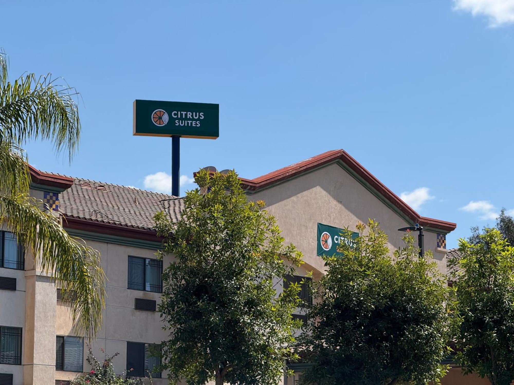 Citrus Suites Redlands Loma Linda Hotel Ngoại thất bức ảnh